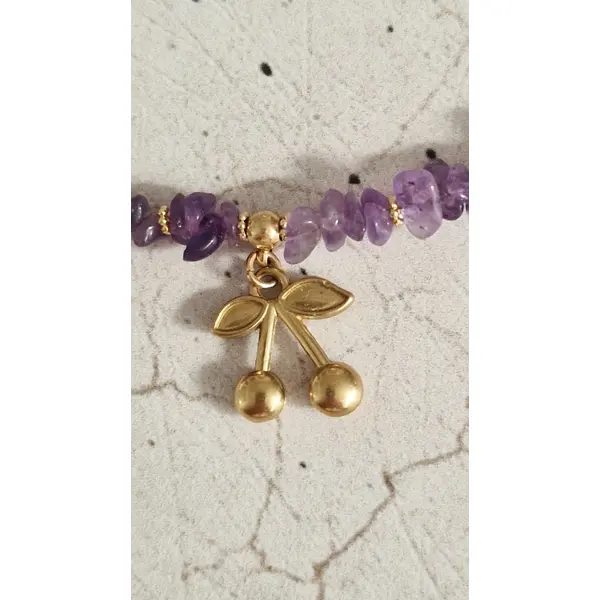 Collier chips et breloques améthyste