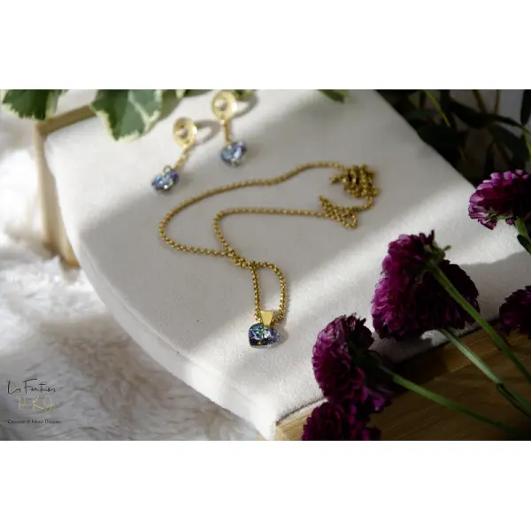 Parure "eléa" destockage acier doré et cristal 40 cm grand déstockage 50% bijoux femme assembler mains (a512)