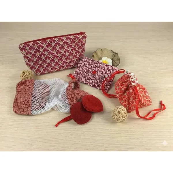 Trousse à maquillage + filet de lavage + sac à savon + pochon et lingettes démaquillantes en éponge de bambou/coton