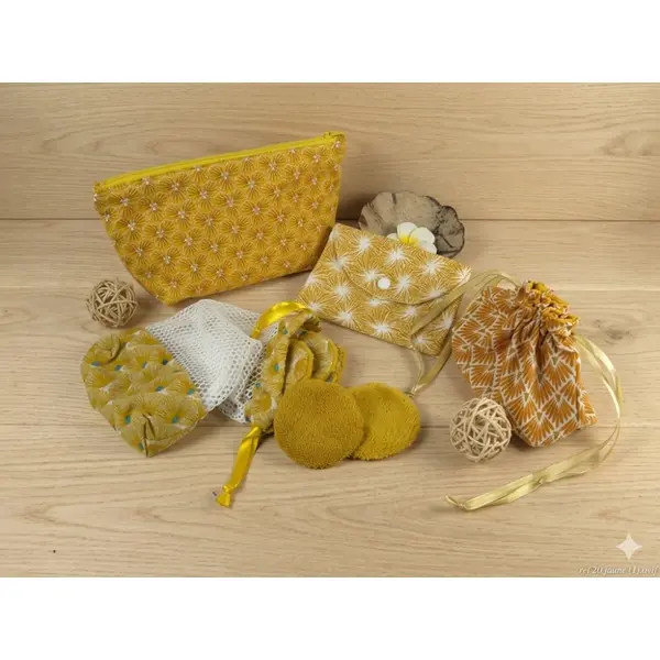 Trousse à maquillage + filet de lavage + sac à savon + pochon et lingettes démaquillantes en éponge de bambou/coton