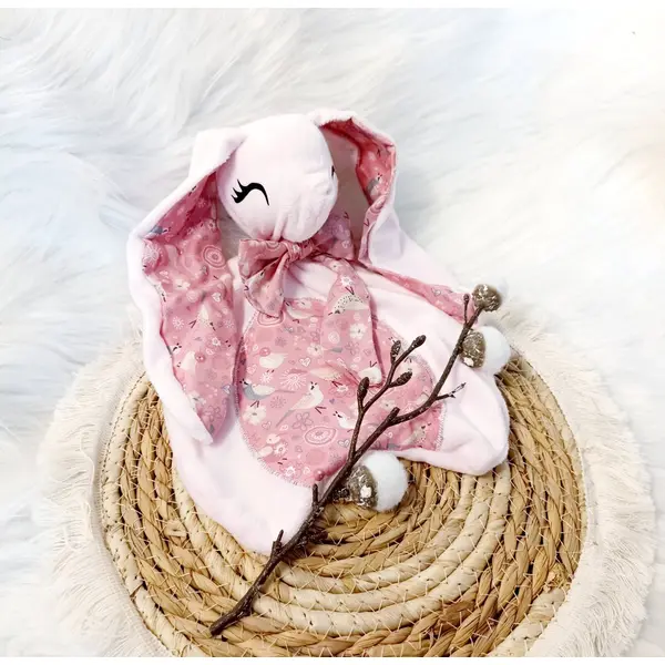 Doudou petit lapin rose clair