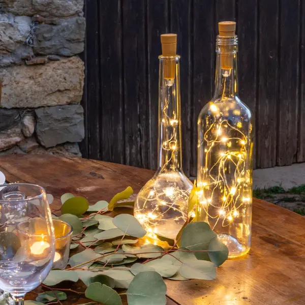 Lot de 6 Bouchons avec Guirlande MicroLeds Argent 2M - SkyLantern.fr