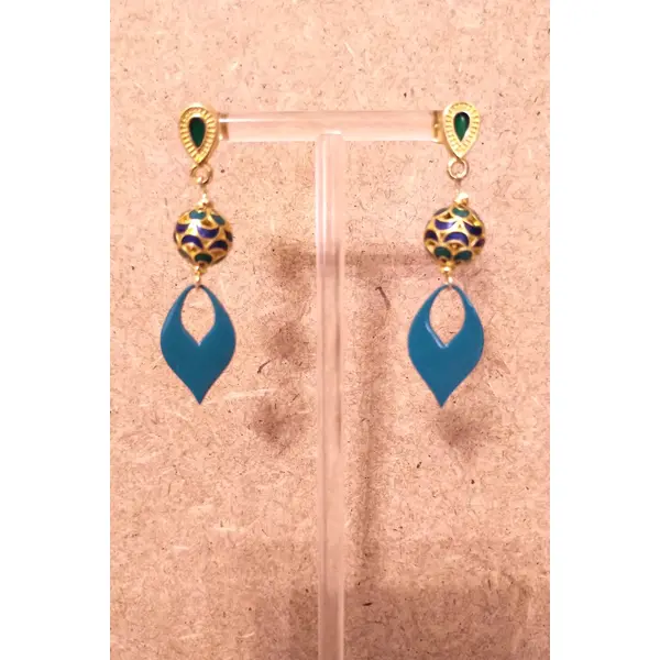 Boucles d'oreilles émaillées / acier inoxydable doré .
