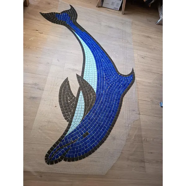Dauphin mosaïque emaux de verre pour piscine en stock