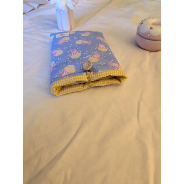 Pochette livre de poche artisanale- housse de protection pour roman- motif pop-corn pastel